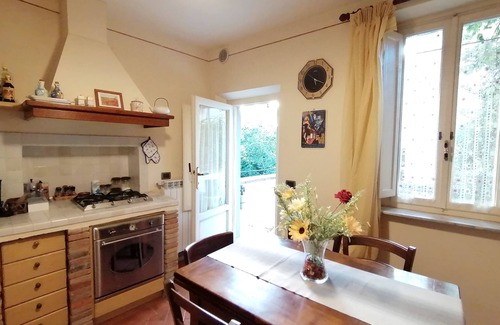 Lucca Historical Center Apartment | LE MELODIE DI LUCCA in the historic centre, parking, terrace, WiFi