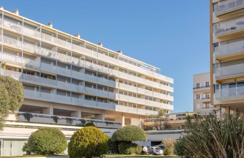 Sainte-Maxime City Centre Apartment | Le Palais de la Mer by Interhome