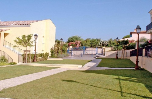 Sainte-Maxime Apartment | Les Pins Bleus