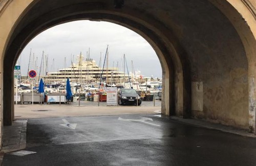 Antibes City Centre Apartment | Light Filled Penthouse In Old Antibes. Heart Of The Riviera