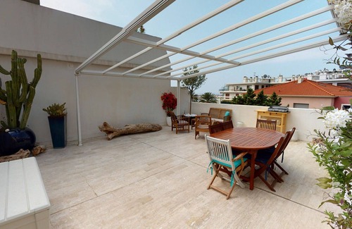 Menton Apartment | Lovely 3-room apt with AC, large terrace and parking