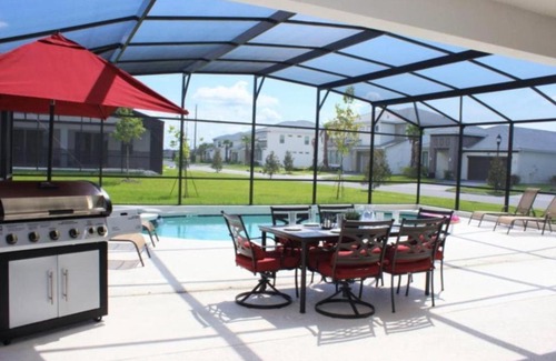 Kissimmee Villa | Lovely 6B Home with Private Pool & Spa Near Disney