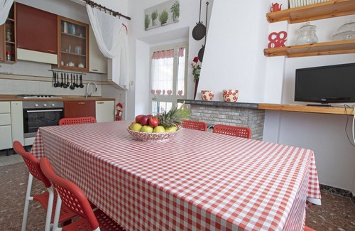 San Rocco in Turrite Apartment | Lovely apartment for 4 people with WIFI, TV and terrace