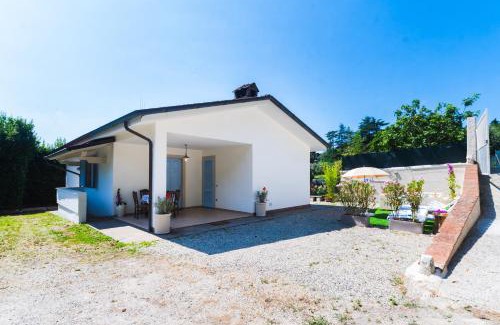 Camaiore Villa | Lovely cosy villa, jacuzzi, nature