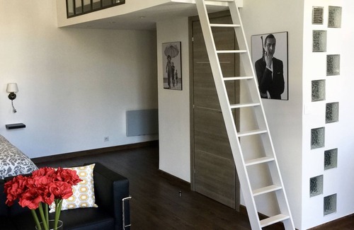 Cannes City Centre Apartment | Luxury loft 40 m2 Cannes/4 minutes walk from the Palais des Festivals