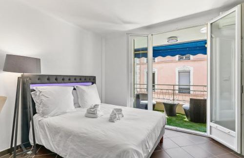 Cannes City Centre Apartment | Luxury Studio YourHostHelper