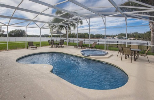 Davenport House | Magical Sand Hill Villa**