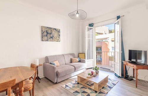 Beausoleil Condo | Make your life simplest in this peaceful and central accommodation