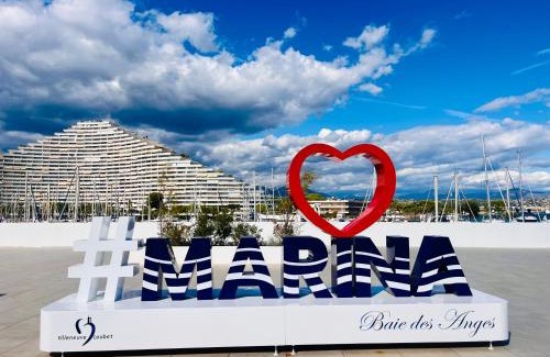 Villeneuve Loubet Beach Apartment | Marina Baie studio vue mer et jardin avec clim