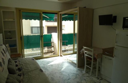 Antibes Old Town Apartment | MEISSONNIER