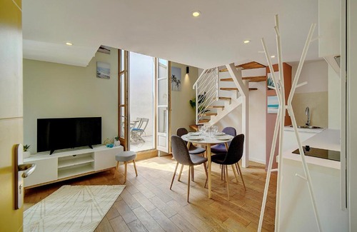 Cannes Old Town Apartment | Mimosa-200m Plage-4minPalais-Verrière Côte d’Azur