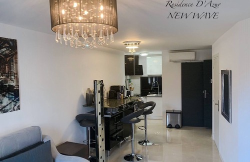 Cannes City Centre Apartment | Modern Apartment few meters up from Café Roma