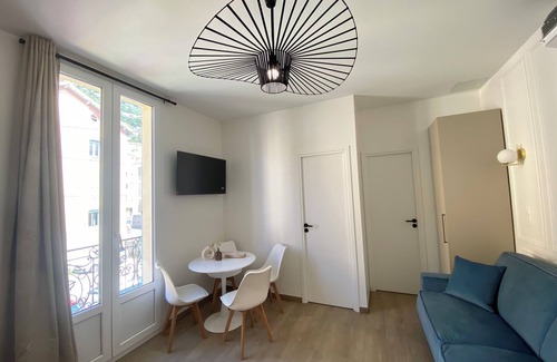 Cap d'Ail Apartment | 🏁 Modern Flat – A/C, High-Speed Wi-Fi – 15 min walk from Monaco GP Circuit