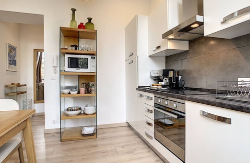 Carre d'Or Apartment | N&J - COTE JARDIN - Central - Close sea