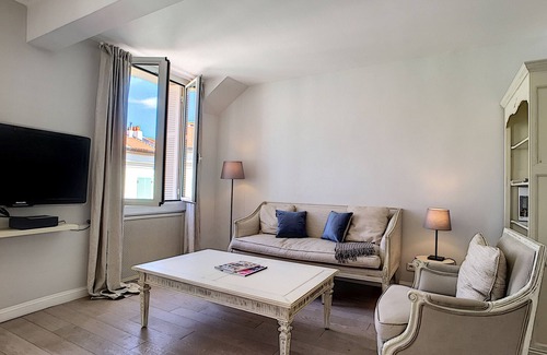 Jean-Medecin Apartment | N&J - PALAIS MASSENA - Hyper center - Close sea