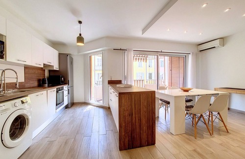 Quartier du Port Apartment | N&J - PORT BARLA - Terrace -