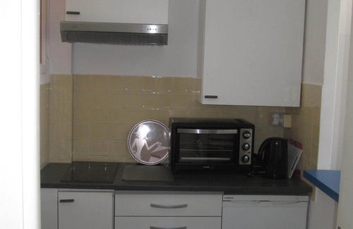 Les Termes Apartment | Near Cannes (06), 2 rooms in gated residence with marina and pisine
