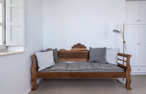 Fira Apartment | Nefeles Junior Suite by Fantasia Villas