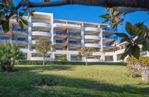 Cros-de-Cagnes House | Nemea Appart Hotel Le Lido Cagnes sur Mer