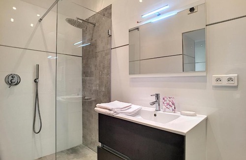 Jean-Medecin Apartment | Nestor&Jeeves - LAFAYETTE MASSENA - Hyper center - By sea - Shopping avenue