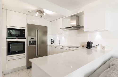 California - Pezou Apartment | New apartment in a residence with swimming pool