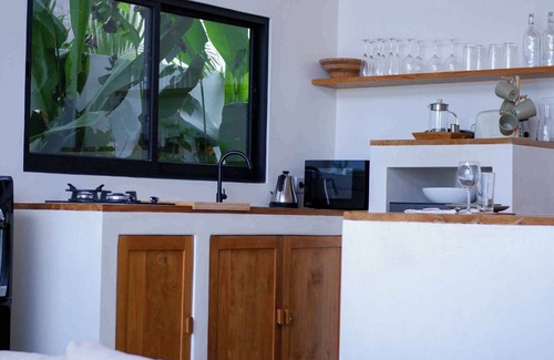 Umalas Villa | NEW! Beautiful Romantic AC Living Private 1BR Villa With Pool Near Berawa Canggu
