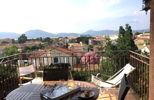Saint-Tropez Apartment | Nice and cosy apartment center ST TROPEZ, view of the gulf swimming pool parking