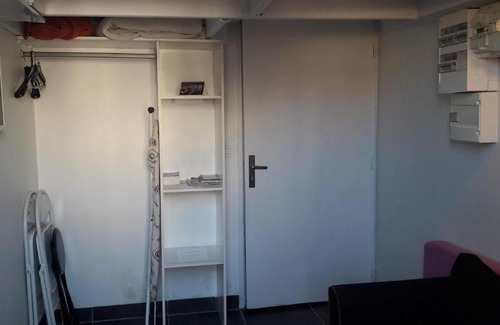 Vernier Apartment | Nice Apartment Backpackers S1 & S2