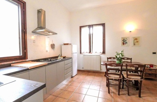 Montorsaio House | Nice apartment in villa for 2 people with pool, WIFI, TV, patio, pets allowed and panoramic view