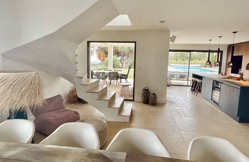 La Nartelle Villa | OCEAN11 New Luxury Villa with amazing Sea View! August 01 - 10 summer slot