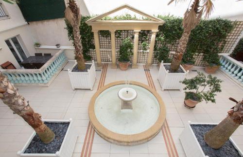 Le Suquet Apartment | Palazzio Vieux Port by Welcome to Cannes