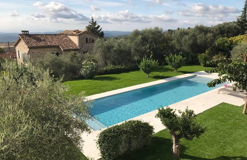 Tourrettes-sur-Loup Villa | Panoramic seaview. Walk to medieval village. 25min to Nice airport.