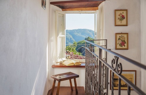 Gello Apartment | Pervinca by Interhome