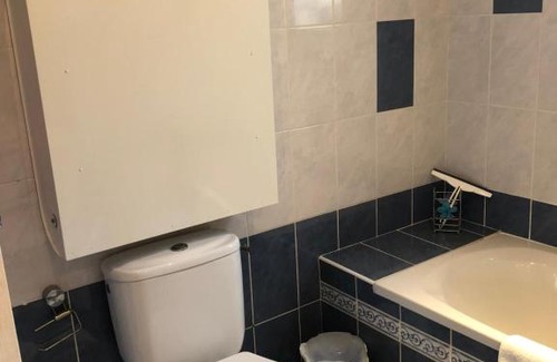 Peymeinade House | Petite maisonette adossee mais independante avec piscine