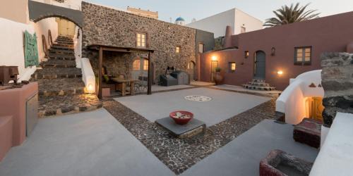 Pyrgos Hotel | Phaos 1870, A restored Winery