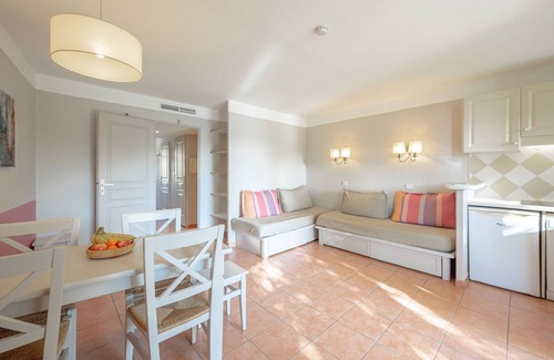 Mandelieu-La-Napoule House | Pierre & Vacances Residence Cannes Mandelieu