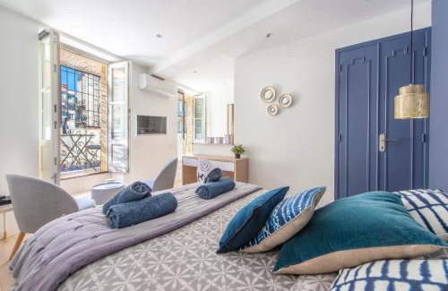 Quartier du Port Apartment | Place Du Pin