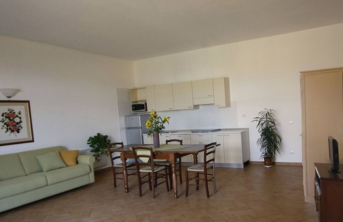 Piombino House | Poggio all'Agnello – Sport & Active Holidays