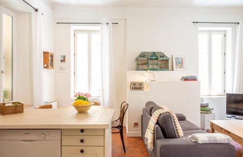 Antibes Old Town Apartment | Porte de L'Orme by Antibes-Rental