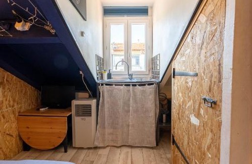 Nice City Centre Apartment | Promenade des anglais , studette atypique 1