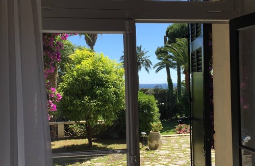 California - Pezou Apartment | Proximity to Beach, city centre and the famous Croisette strip!