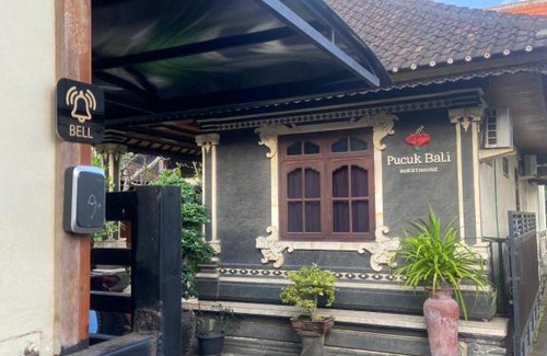 Batu Bolong House | Pucuk Bali Homestay