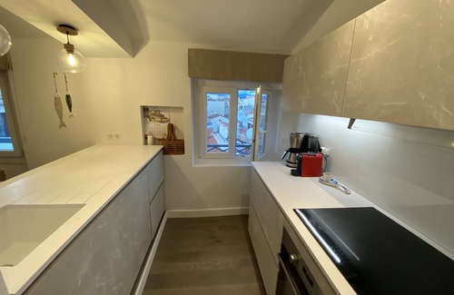 Antibes Old Town Apartment | Rare 3 BR/2 bath modern w/views old Antibes center