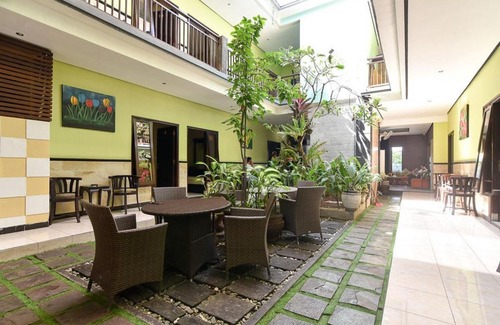 Tuban House | RedDoorz @ Ngurah Rai Airport