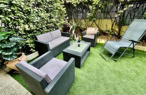 Villeneuve-Loubet Apartment | Regent Côte d'Azur air-conditioned, pool, garden & parking