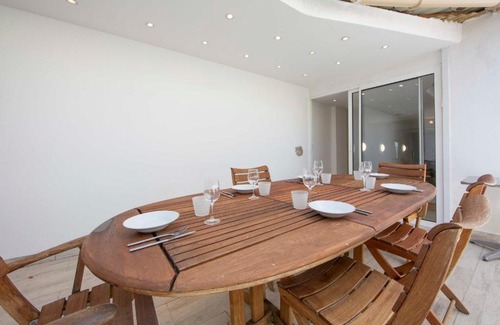 Antibes Old Town House | Renovated 100m Townhouse in the heart of the old town of Antibes