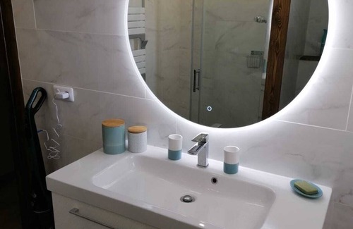 Juan-les-Pins Apartment | Rental Apartment in Juan-les-pins "Pinède", 4 people.