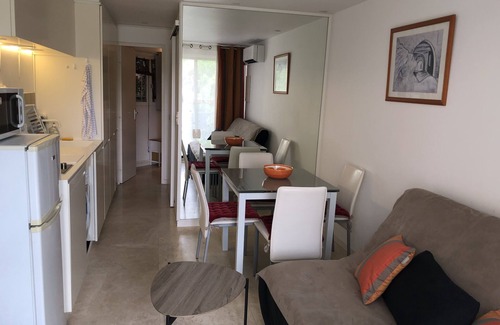 Villefranche-sur-Mer Apartment | Residence of the Guardian Angel, Beachfront apartment, Villefranche/Mer