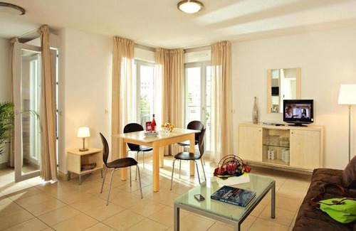 Cagnes-sur-Mer Apartment | Residence Le Crystal Cagnes-sur-Mer - CAZ02123-DYC