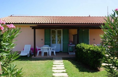 Vada House | Residence Rosa dei Venti Bungalow Mezzogiorno for 4 persons